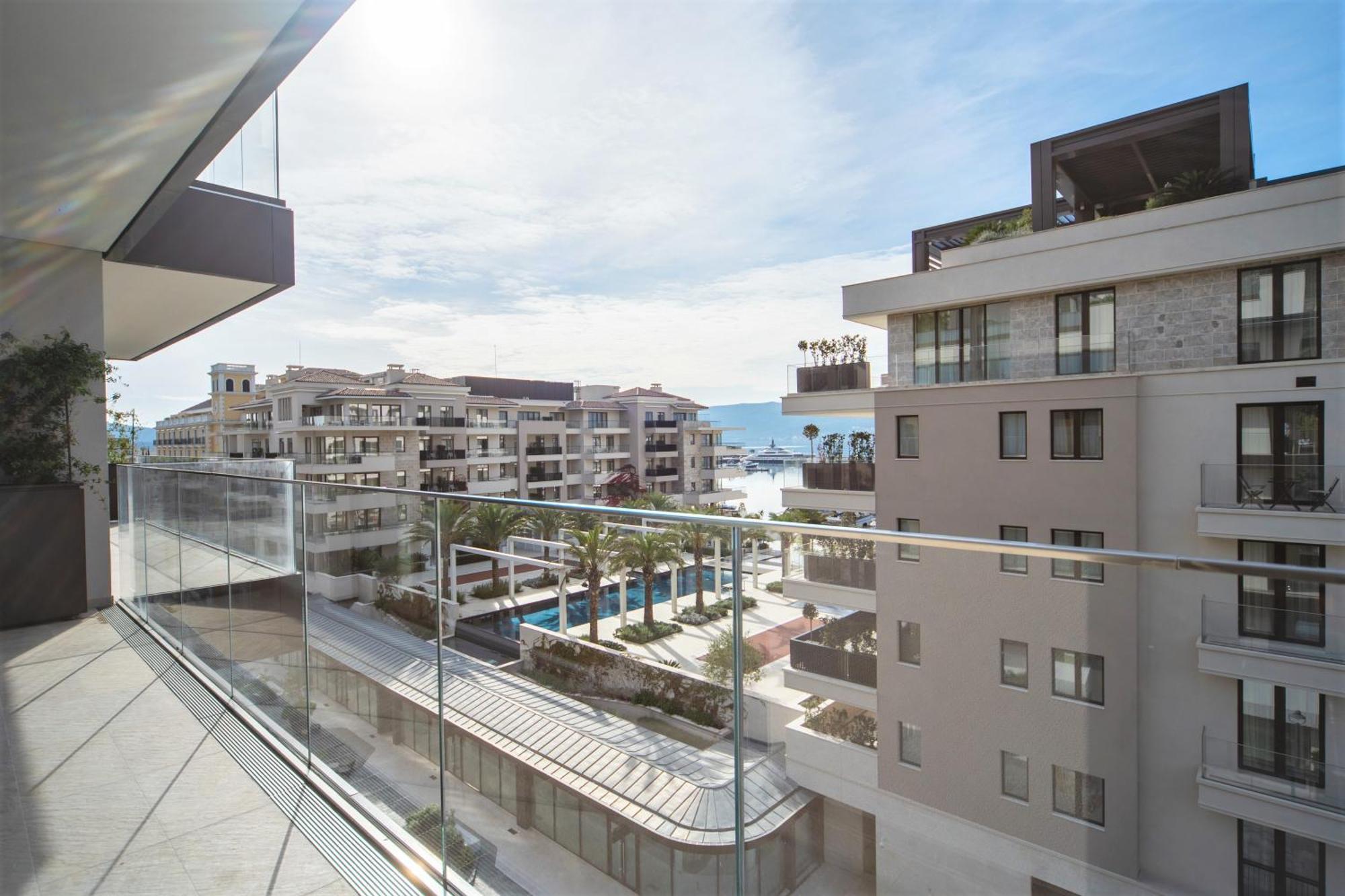 Porto Montenegro Residences Tivat Buitenkant foto